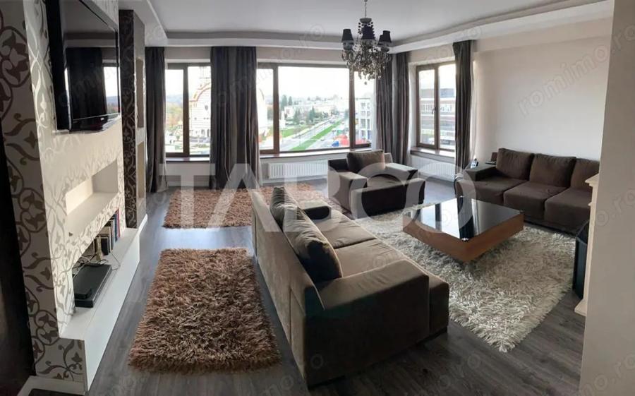 Apartament cu 3 camere decomandat, mobilat în Central