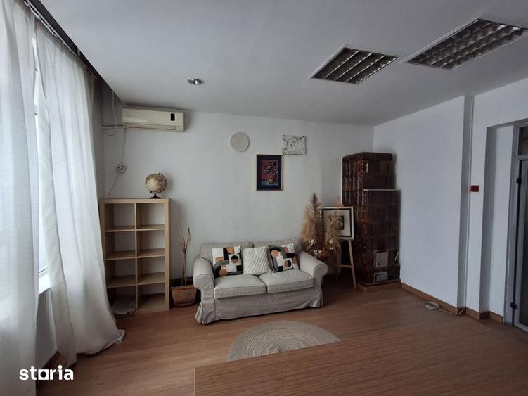 Spațiu comercial, de 25 mp, în Matei Voievod