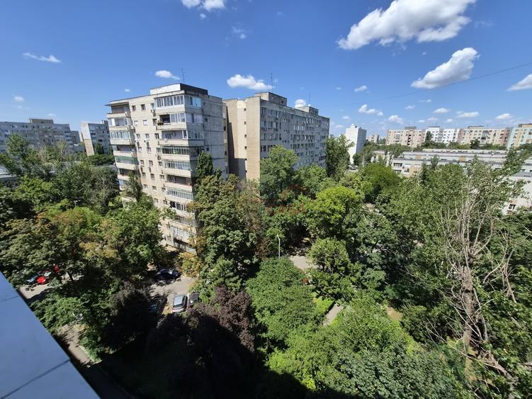 Apartament cu 2 camere decomandat în Drumul Taberei