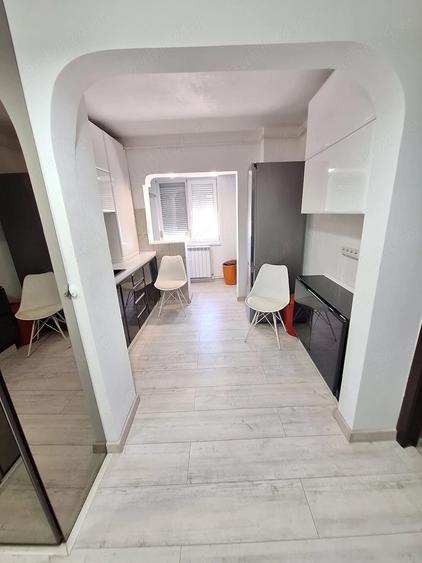 Garsonieră decomandată în Micro 14
