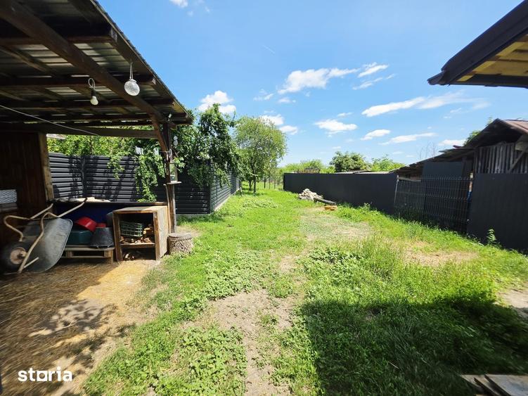 Casă cu 3 camere cu Teren 536 Mp în Ceptura