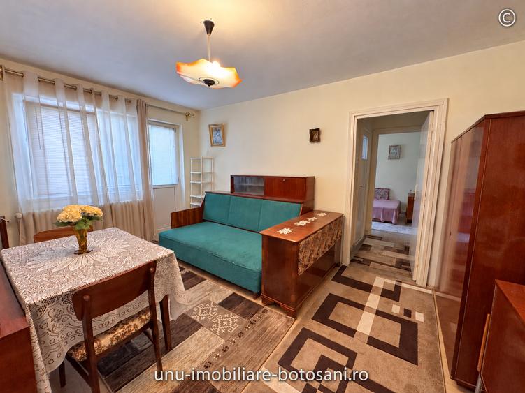 Apartament cu 2 camere semidecomandat în Ultracentral