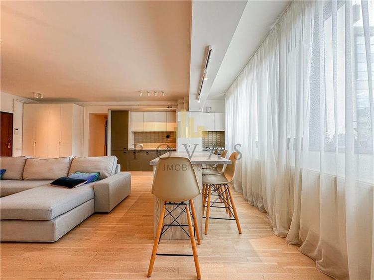 Apartament cu 3 camere semidecomandat, mobilat în Herăstrău