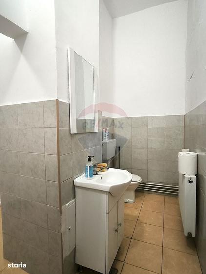 Spațiu comercial, de 82 mp, în Central