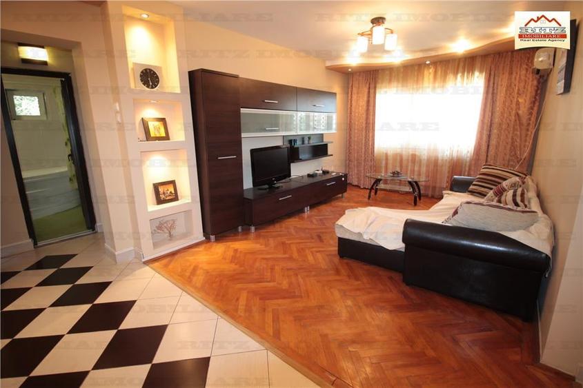 Apartament cu 3 camere semidecomandat în Ultracentral