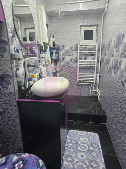 Apartament cu 2 camere decomandat în Văcăresti