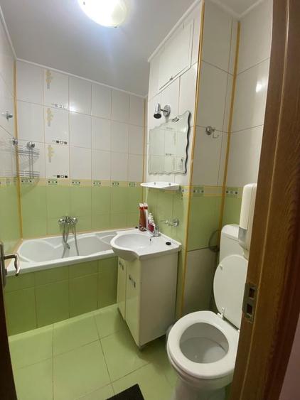 Apartament cu 2 camere decomandat în Costin Georgian