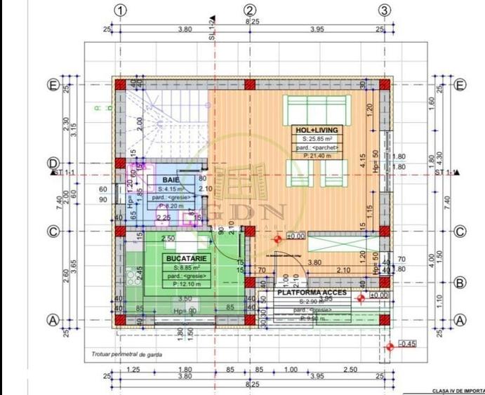 Casă cu 4 camere în Central