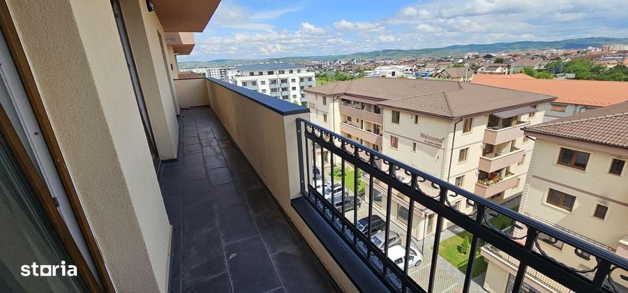 Apartament cu 3 camere decomandat în Vest