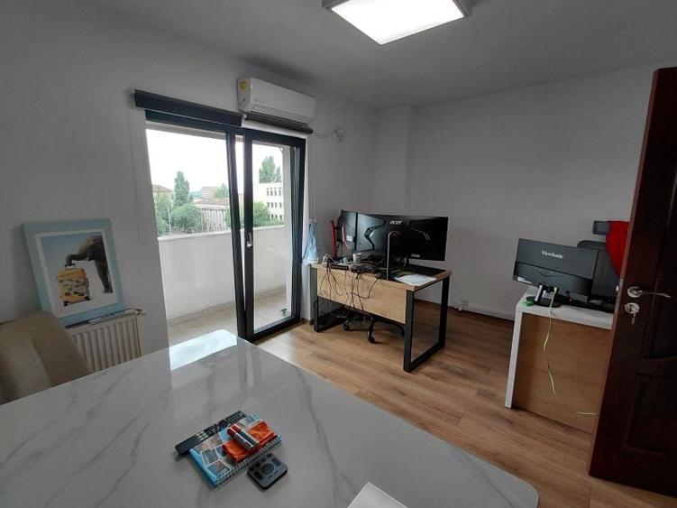 Birou, de 1,000 mp, în Grivița