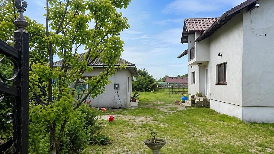 Casă individuală cu 1 camere cu Teren 822 Mp în Liteni