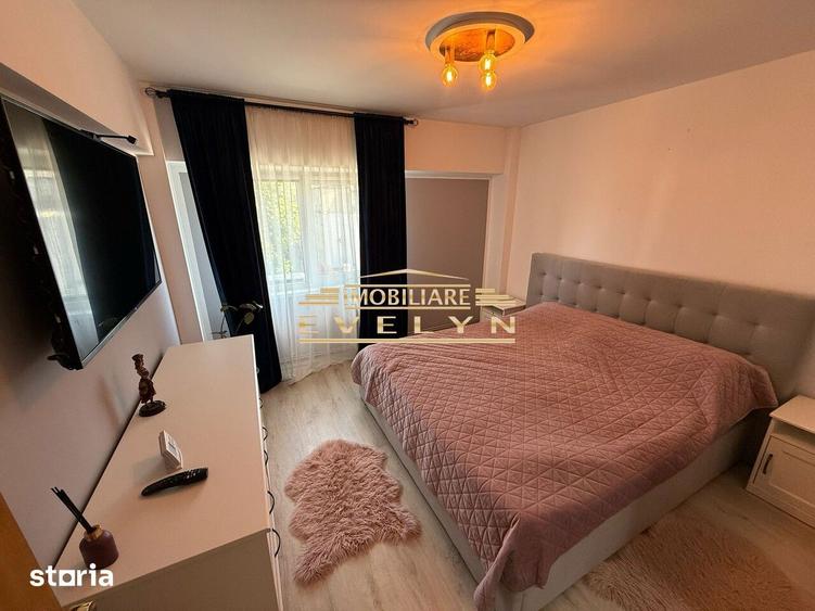 Apartament cu 4 camere decomandat în Central