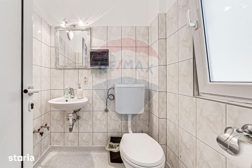 Spațiu comercial, de 40 mp, în Intim