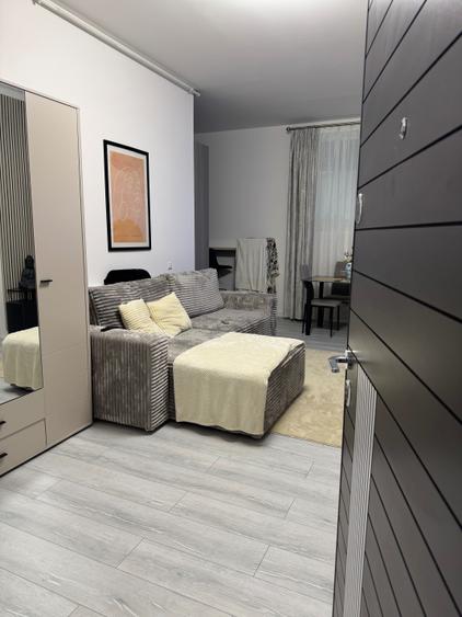 Apartament cu 2 camere decomandat în Carol Davila