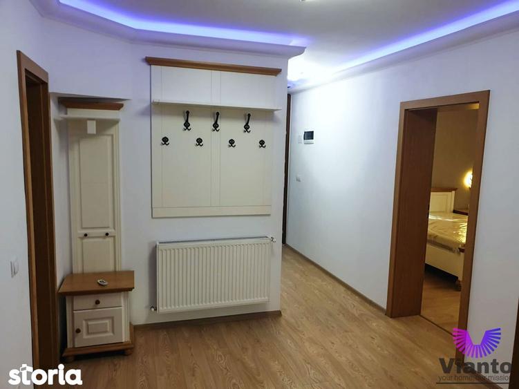 Apartament cu 3 camere, mobilat în Sub Arini