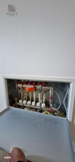 Apartament cu 3 camere decomandat, mobilat în Băneasa