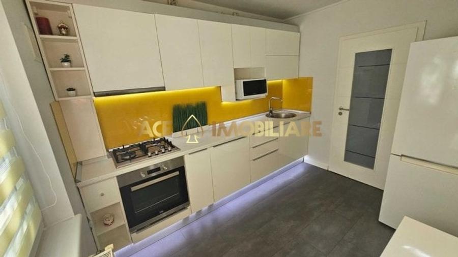 Apartament cu 2 camere decomandat, mobilat în Nerva Traian