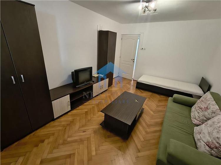 Apartament cu 2 camere decomandat în Zorilor