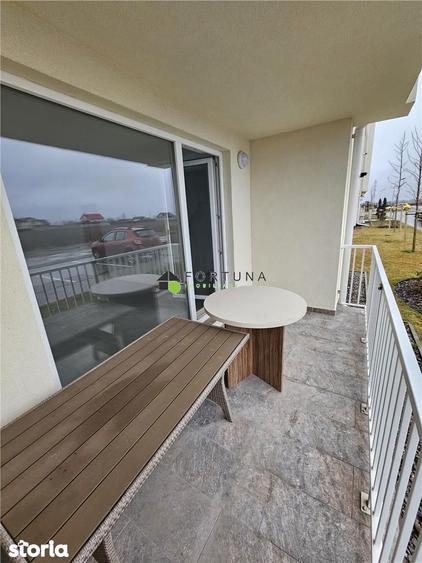 Apartament cu 3 camere în Sânpetru