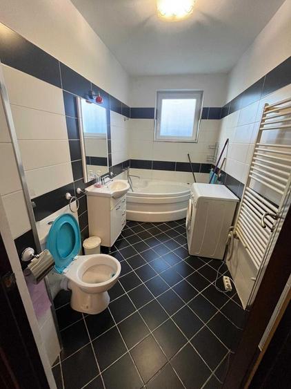 Apartament cu 2 camere semidecomandat în Florești