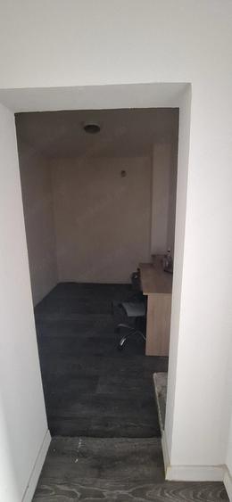 Spațiu comercial, de 43 mp, în Central