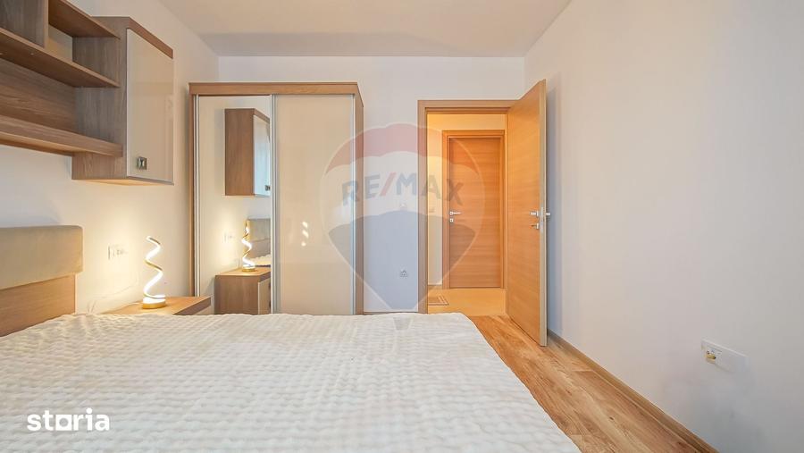 Apartament cu 3 camere în Tractorul