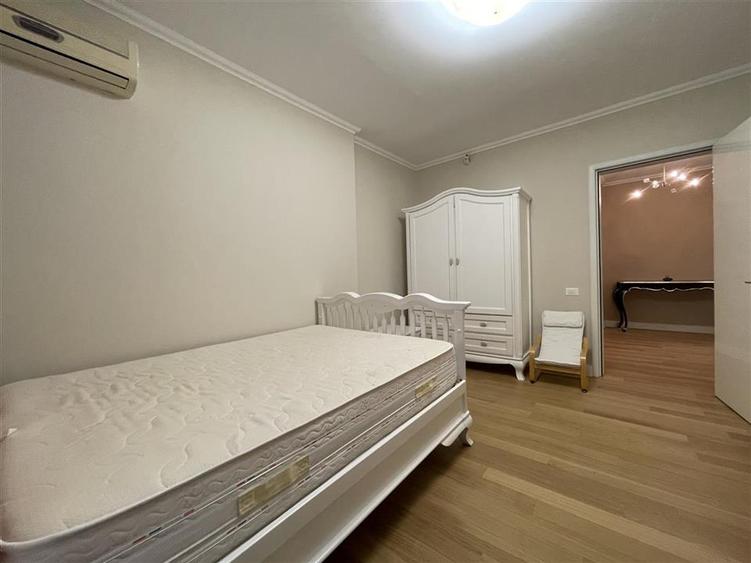 Apartament cu 4 camere decomandat, mobilat în Herăstrău