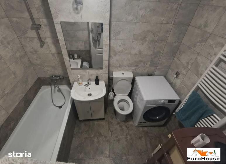 Apartament cu 4 camere decomandat în Ampoi 2