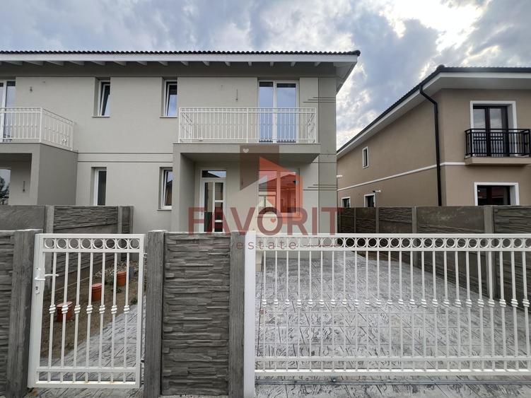 Duplex cu 4 camere cu Canalizare în Giroc