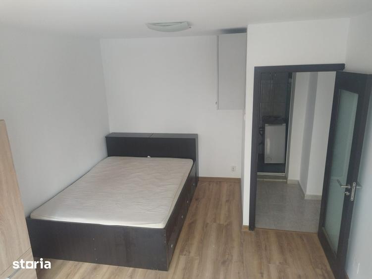 Apartament 2 camere decomandat, langa Restaurant Britannia, Sector 5 - 1