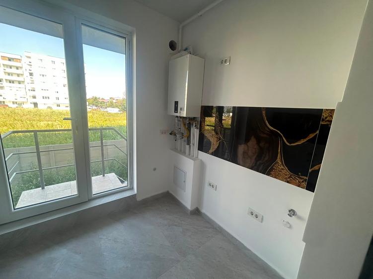 Apartament cu 2 camere decomandat în Berceni