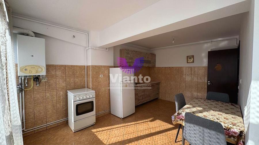 Apartament cu 2 camere decomandat, mobilat în Central