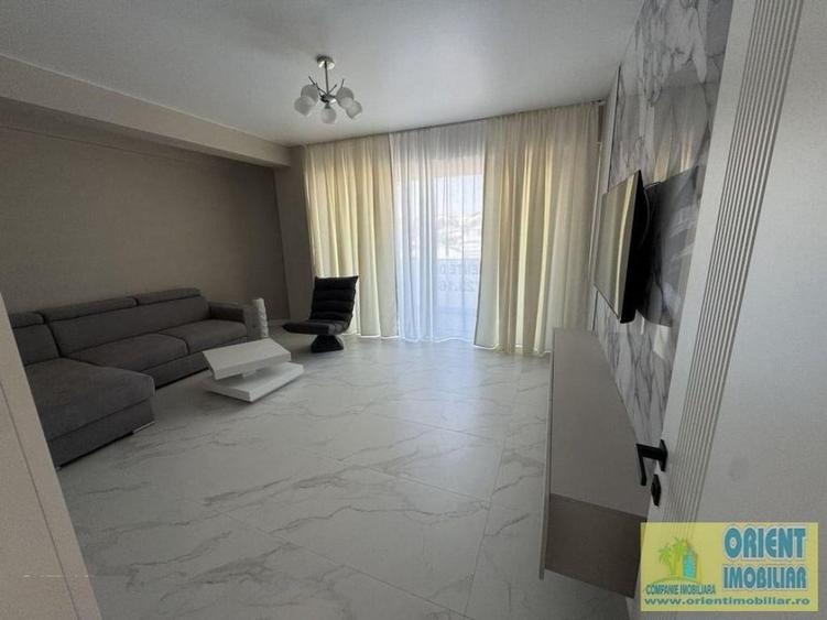 Apartament cu 2 camere decomandat în Palazu Mare