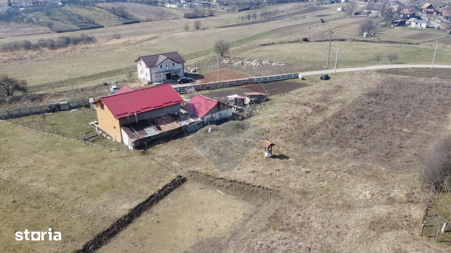 Teren de 3591 mp, în Aghireșu