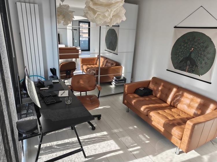 Apartament cu 3 camere , terasa de 50 mp,parcare - 8