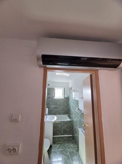 Apartament cu 3 camere decomandat în Micro 5