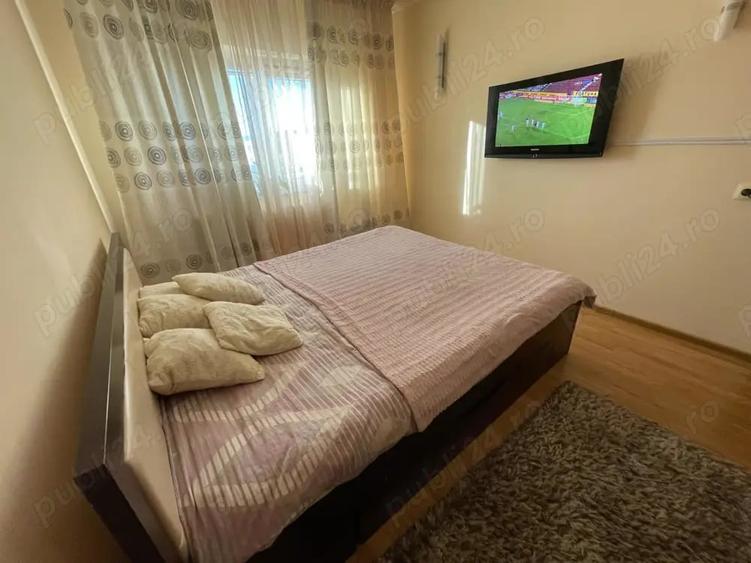 Apartament cu 3 camere în Drăgășani