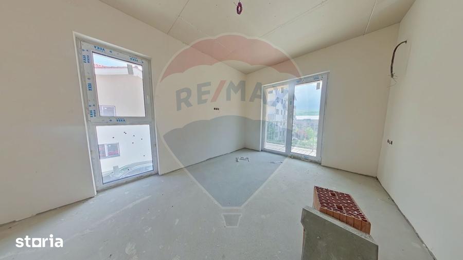 Casă cu 5 camere cu Teren 227 Mp în Central