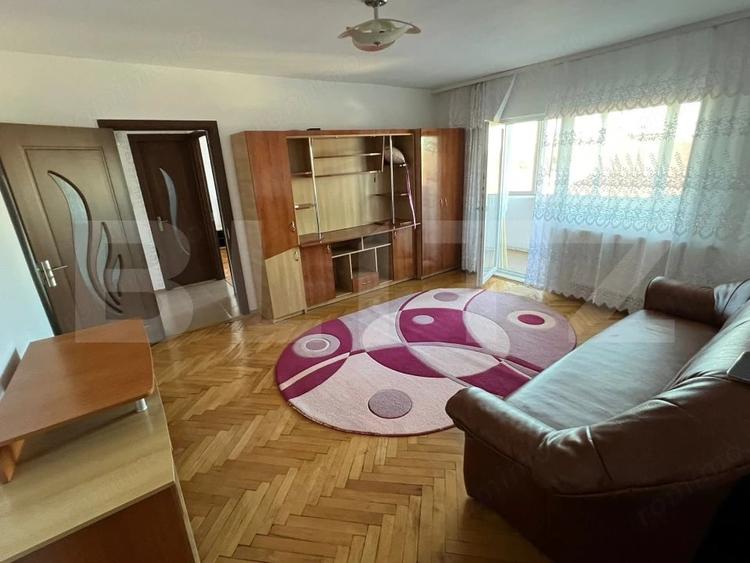 Apartament cu 2 camere semidecomandat în Spitalul Județean