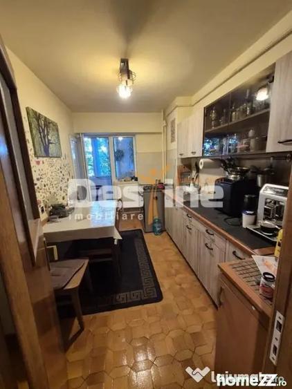 Apartament cu 2 camere decomandat în Iancului