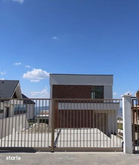 Casă cu 4 camere cu Teren 785 Mp în Feleacu