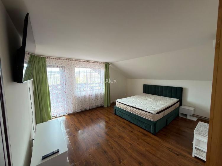 Casă cu 4 camere în Vaida-Cămăraș