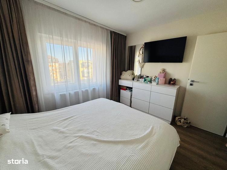 Apartament cu 2 camere semidecomandat, mobilat în Central