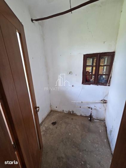 Casă cu 3 camere cu Teren 1192 Mp în Criș