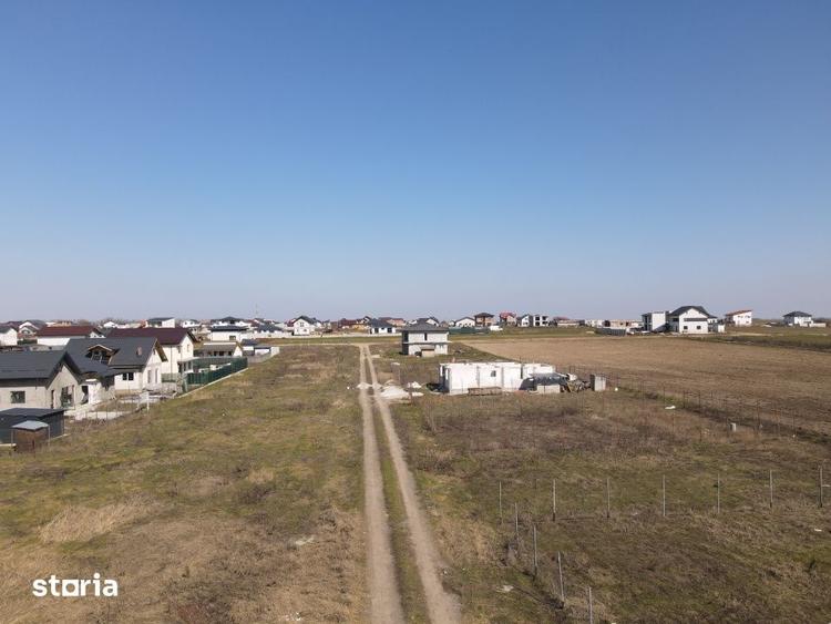Teren de 376 mp, în Vidra