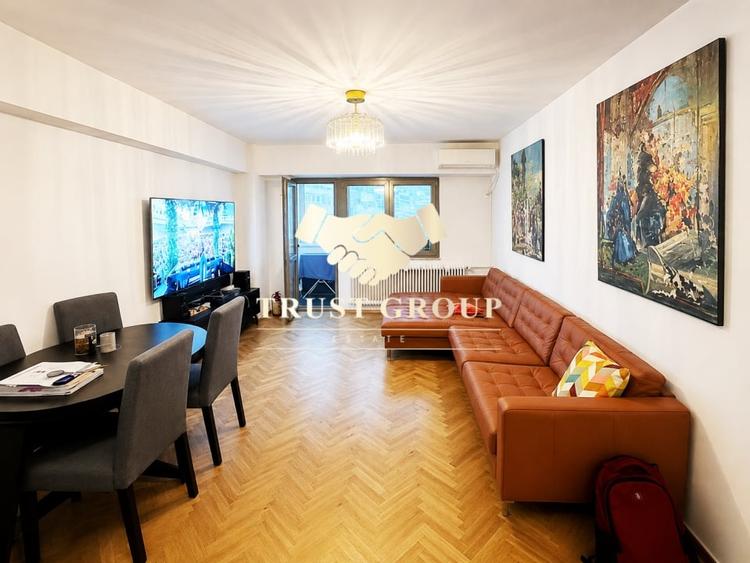 Apartament cu 3 camere decomandat, mobilat în Titulescu
