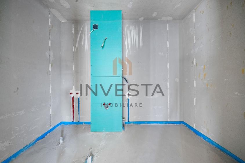 Apartament cu 3 camere semidecomandat în Mărăști