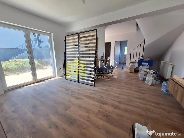 Casă cu 4 camere cu Teren 350 Mp în Livezeni
