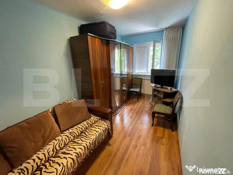 Apartament cu 3 camere semidecomandat în Central