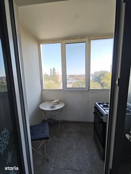 Apartament cu 3 camere în Colentina